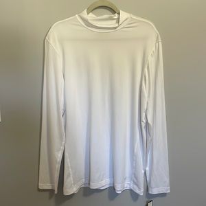 Tek Gear Athletic long sleeve shirt!